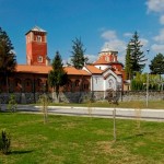Pogled na Manastir Zica